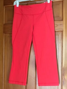 Lululemon gather and crow pants